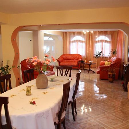فندق Casa Monica Băile Felix المظهر الخارجي الصورة