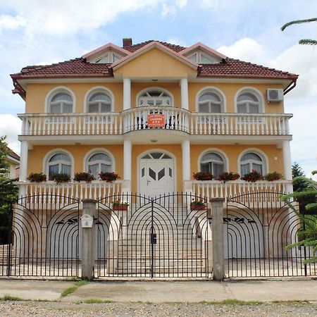 فندق Casa Monica Băile Felix المظهر الخارجي الصورة