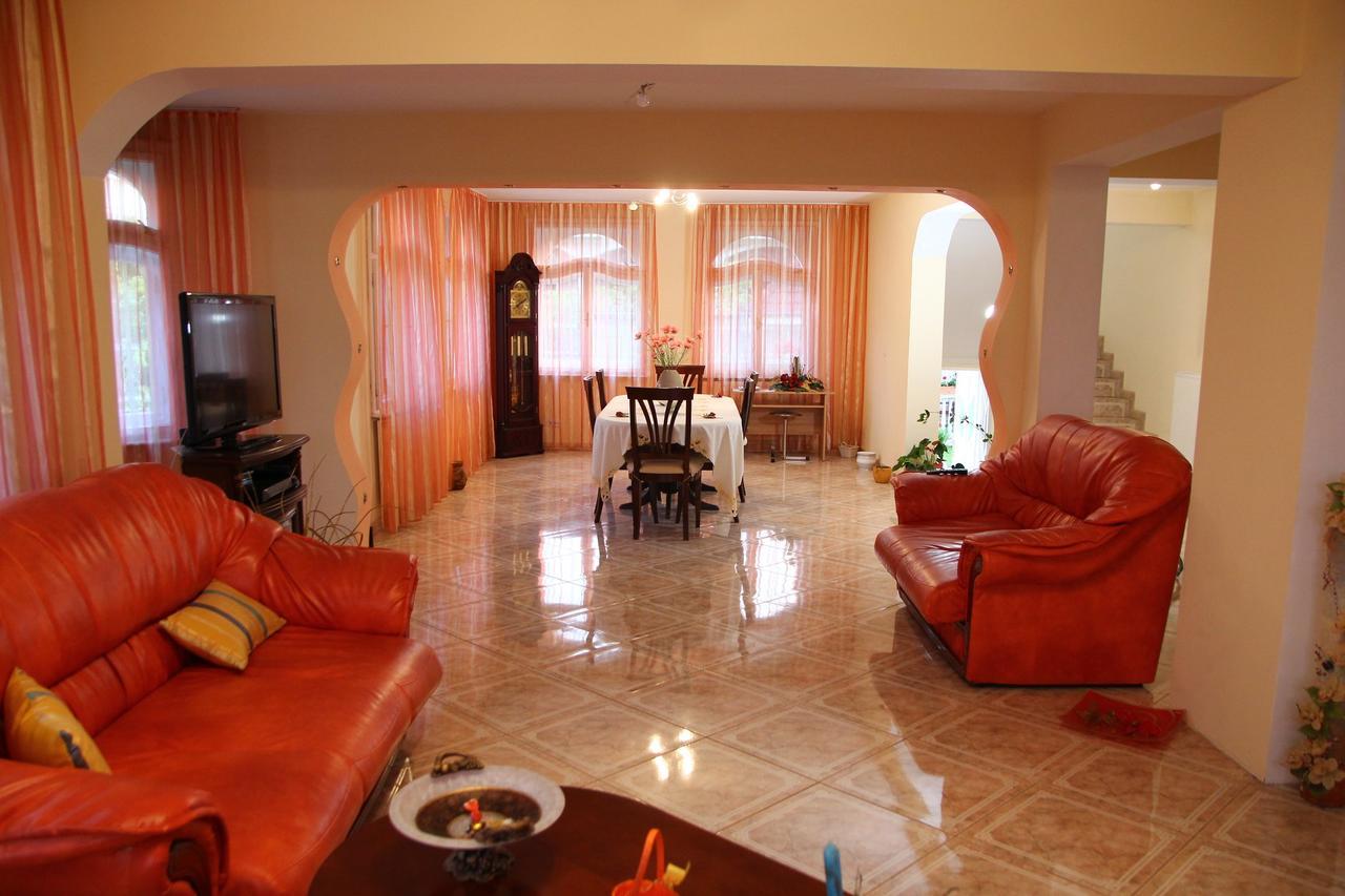 فندق Casa Monica Băile Felix المظهر الخارجي الصورة